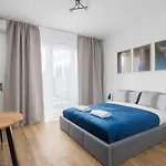 Apartment Business Park Blue By Bookinghost