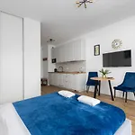 Business Park Blue By Bookinghost Apartment