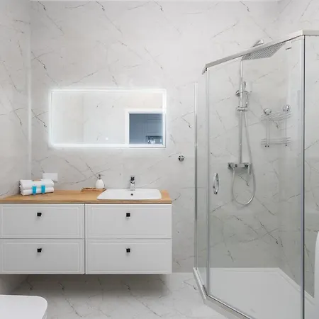 Business Park Blue By Bookinghost Apartman