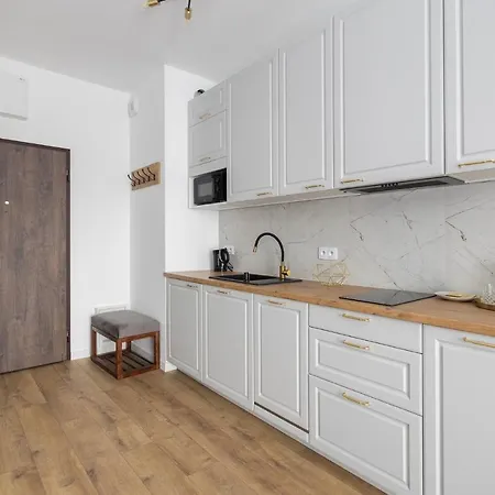 Business Park Blue By Bookinghost وارسو