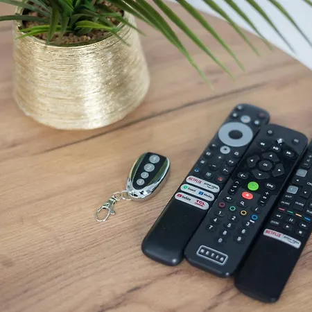 Business Park Blue By Bookinghost